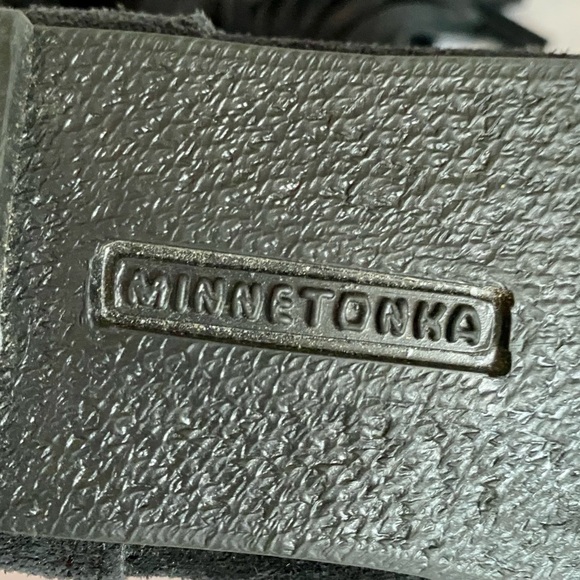 Minnetonka 3 layer fringe boho Coastal Cowgirl boots in black suede.Size 8 - Picture 6 of 8